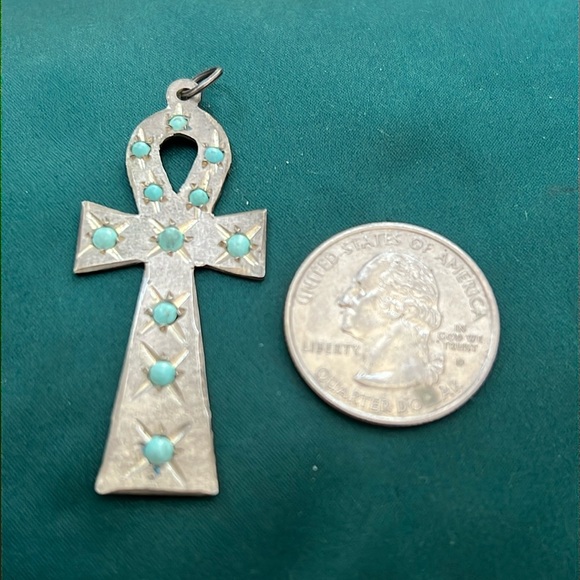 Vintage Silver Ankh Key Pendant with Turquoise Gems - Picture 9 of 17